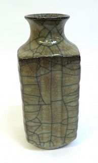 Ge Type Glaze Vase