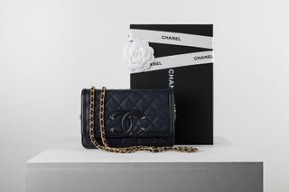 Chanel - Bag 19 cm
