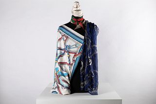 Gucci - Lot of two scarves and cachecols