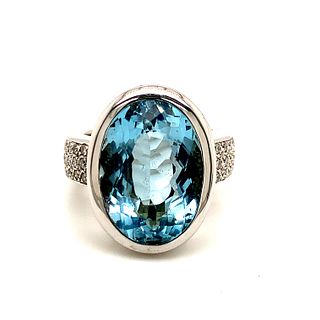 18K Blue Topaz Diamond Ring