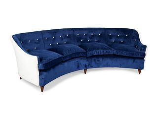 Italian 
Mid 20th Century
Curved Sofa