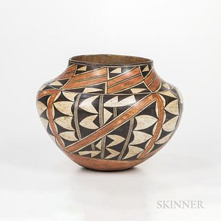 Southwest Polychrome Pottery Olla, Acoma, with repeating split rectangles below the rim, with black and white scallop motifs and wide z