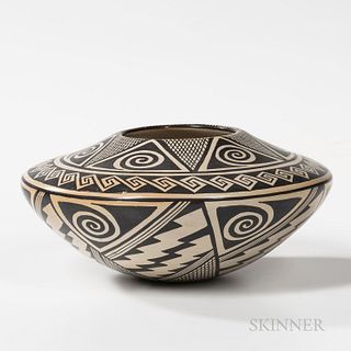 Contemporary Southwest Pottery Bowl, by Helen Naha (1922-1993), known as Feather Woman, marked on the base with a painted feather, ht.
