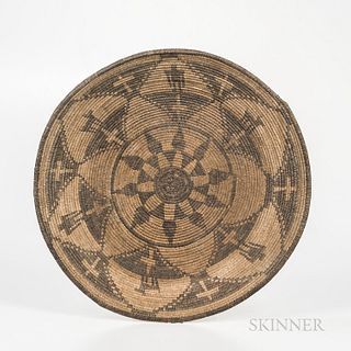Large Southwest Pictorial Basketry Tray, Apache, early 20th century, the flat bottom tray with gently sloping sides, decorated with sec