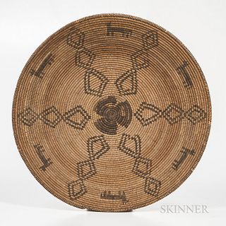 Southwest Coiled Pictorial Basketry Tray, Apache, c. 1900, flat bottom and gently flared sides, with geometric rattlesnake decoration a