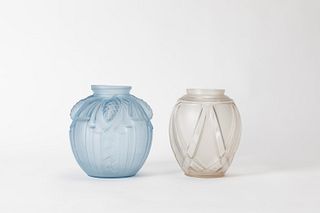 Manifattura francese - Two vases