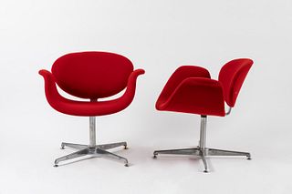 Pierre Paulin - Two Little Tulip chairs