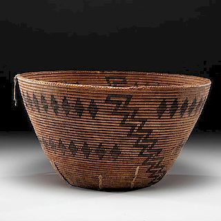 May Pohut (Foothill Yokuts, 20th century) Polychrome Basket Deaccessioned from the Hopewell Museum, Hopewell, New Jersey 