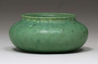 Grueby Pottery Matte Green Squat Bowl c1910