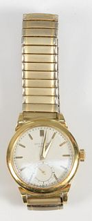 Patek Philippe Gold Mens Vintage Wristwatch
having curled lugs, and secondhand
33.8 millimeters