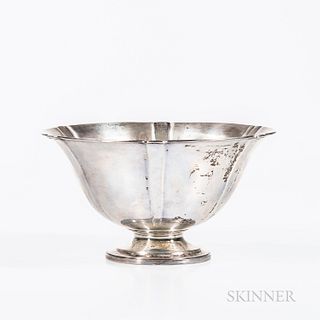 Arthur J. Stone (1847-1938) Sterling Silver Lobed Bowl, Gardner, Massachusetts, early 20th century, maker's mark with hammer, "C" for D