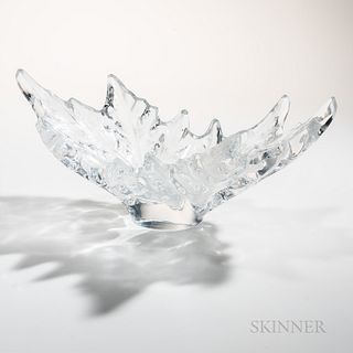 Lalique Champs-Élysées Crystal Bowl, France, mid to late 20th century, basin formed by two chestnut leaves with satin finish highlights