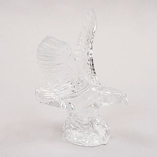 Águila. Irlanda. Siglo XX. Elaborada en cristal Watherford. 17.8 x 16 x 14.5 cm