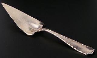 TIFFANY AND COMPANY ANTIQUE STERLING PIE SERVER