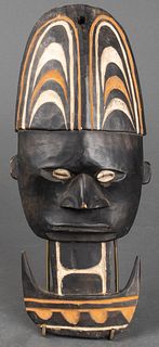 Papua New Guinea Chambri Portrait Suspension Hook