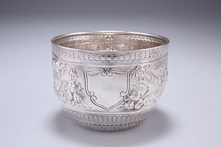 A VICTORIAN SILVER BOWL, by William Evans, London 1887, wit