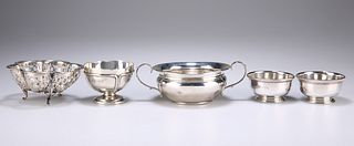 A GROUP OF ASSORTED SILVER DISHES, EARLY 20TH CENTURY, incl