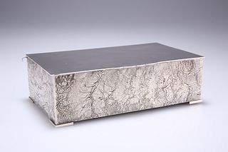 AN ELIZABETH II SILVER CIGARETTE BOX, by S J Rose & Sons, L