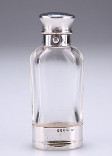 A VICTORIAN SILVER-MOUNTED VINAIGRETTE AND GLASS SCENT BOTT