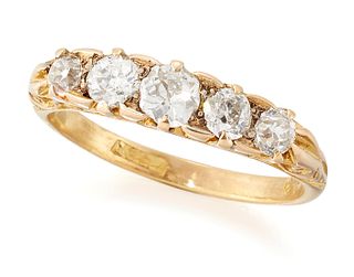 A FIVE STONE DIAMOND RING, graduated old-cut diamonds in cl