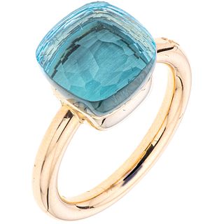 RING WITH TOPAZ IN 18K ROSE GOLD FROM THE FIRM POMELLATO, NUDO COLLECTION Weight: 8.1 g. Size: 5 ½ 
