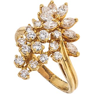 RING WITH DIAMONDS IN 16K YELLOW GOLD Weight: 6.0 g. Size: 7 ½ 14 Brilliant cut diamonds ~ 0.56 ct