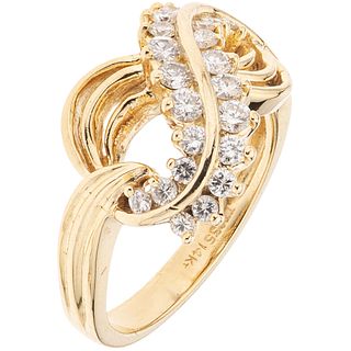 RING WITH DIAMONDS IN 14K YELLOW GOLD Weight: 5.4 g. Size: 6 ¾ 22 Brilliant cut diamonds ~ 0.55 ct