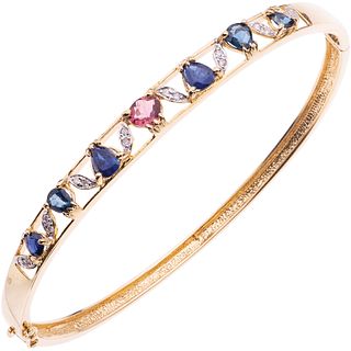 18K YELLOW GOLD BRACELET WITH SAPPHIRES, TOURMALINE AND DIAMONDS Box clasp with 8-shape safety.