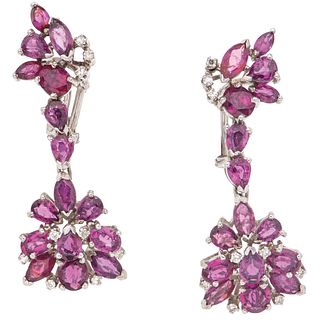 PAIR OF EARRINGS WITH RUBIES AND DIAMONDS IN PALLADIUM SILVER Weight: 13.9 g. Size: 1.65 x 0.66" (4.2 x 1.7 cm)