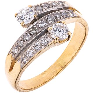 RING WITH DIAMONDS IN 14K YELLOW GOLD Weight: 2.9 g. Size: 5 ¾ 19 Brilliant cut diamonds ...