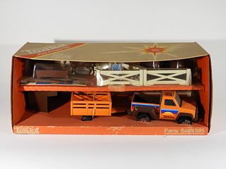 1982 Tonka Play People Truck Farm Set #1925 MIB