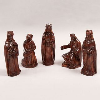 Nacimiento. Siglo XX. Elaborado en madera entintada y laqueada. Consta de: San José, Virgen María y los 3 reyes magos.
