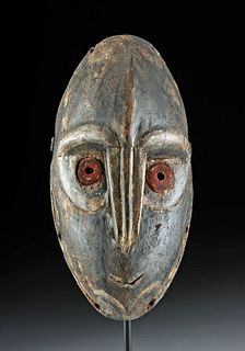 Early 20th C. Papua New Guinea Iatmul Painted Wood Mask