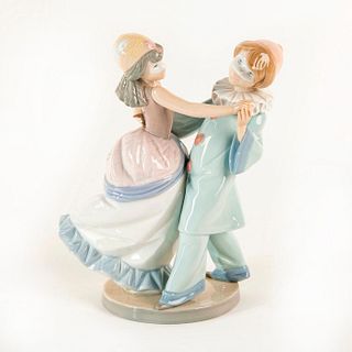 Masquerade Ball 1988/1993 1005452 - Lladro Porcelain Figure