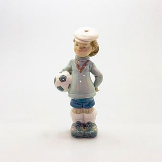 Soccer Player Puppet 01004967 - Lladro Porcelain Figure