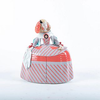 Sweet Menina 01008779 - Lladro Porcelain Figure