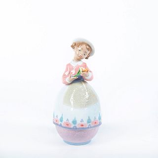Treasures Of The Heart 01006554 - Lladro Porcelain Figure
