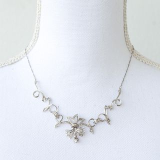 18k Diamond Retro Necklace
