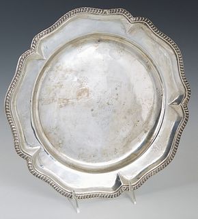Peruvian .900 Sterling Circular Platter, mid 20th c., the scalloped gadrooned edge around a border with five relief triangles, H.- 3/4 in., Dia.- 12 i