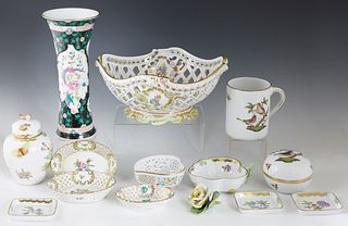Group of Eighteen Miscellaneous Pieces of Herend Porcelain, Hungary, 20th c., consisting of a mug, a covered circular box, a cup, 4 latticed pieces, 4