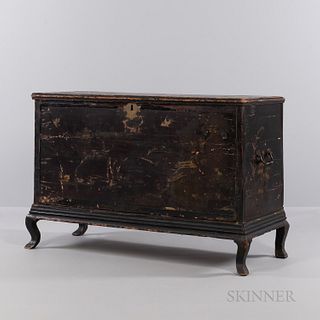 Chinoiserie-decorated Chest on Stand