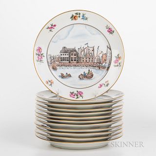 Set of Twelve Reproduction China Trade Porcelain Plates