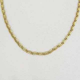 Vintage Italian 14 karat Yellow Gold Necklace.