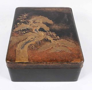 Large Chinese Gilt-Decorated Lacquer Pantry Box
