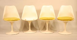 Four Eero Saarinen For Knoll Tulip Chairs