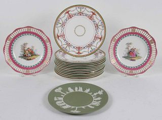 Twelve Tiffany & Co Royal Worcester Dinner Plates