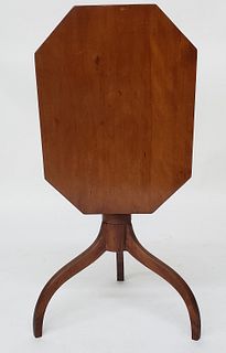 American Federal Cherry Tilt Top Candlestand, early 19th Century