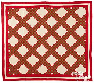 Red and green Irish chain quilt, 19th c.