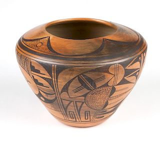 A Hopi pottery vessel