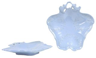 Pair of Porcelain Dishes